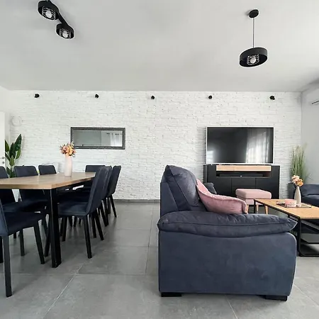 Ela Zadar Feriehus *